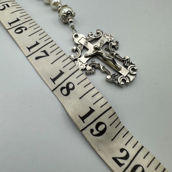 Vintage Rosary Necklace Faux Pearl Silver Tone Ornate Cross Religious Beaded - Picture 9 of 11